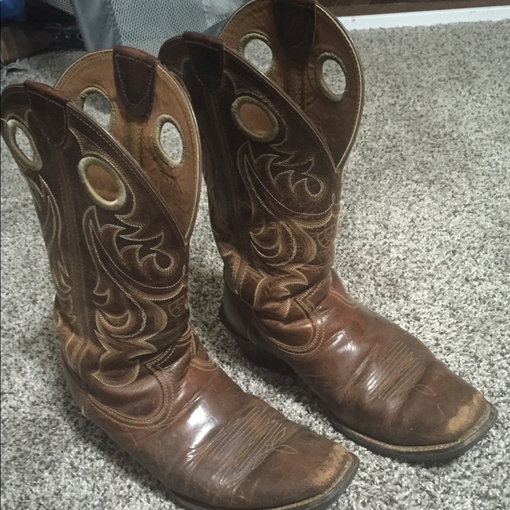 Ariat Men’s Cowboy boots size 8.5